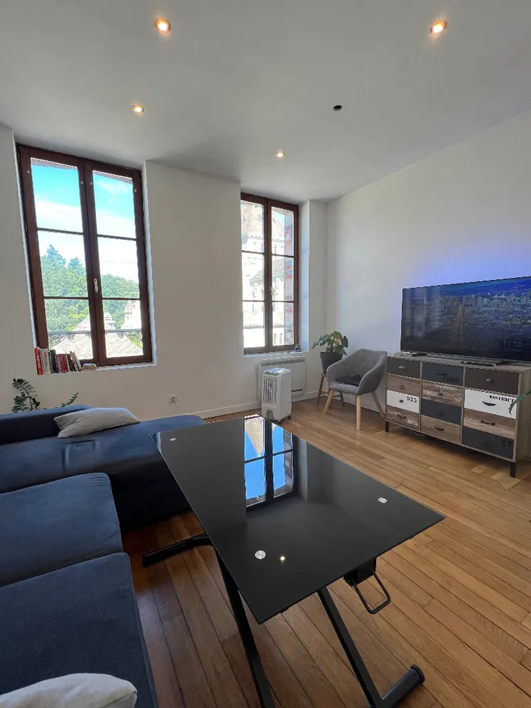 Elutuba - First Floor Flat near City Centre
