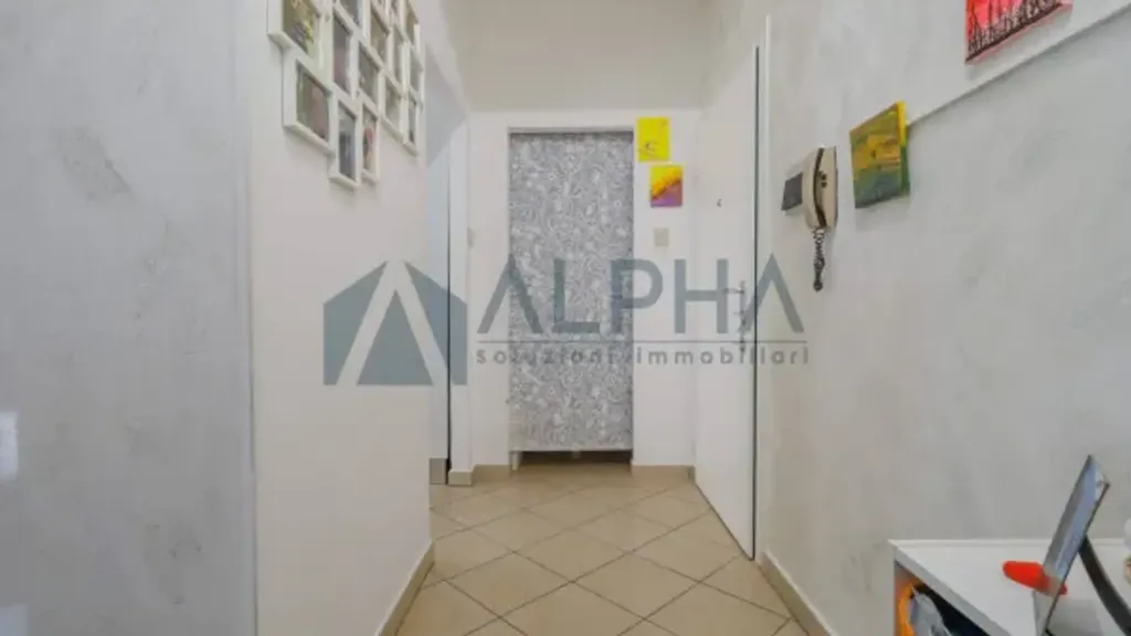 hallway_entrance