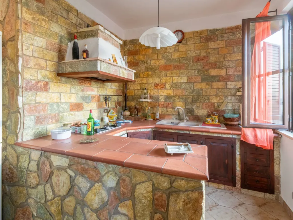 Cuisine - Villa with Garden and Terrace in Carini