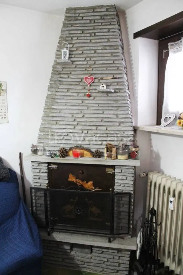 Séjour - Renovated Apartment with Panoramic View in Bagnolo Piemonte