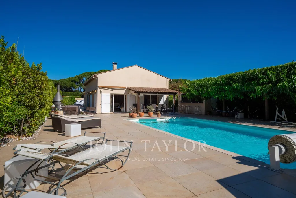 Bassein - Contemporary Villa with Pool near Saint-Tropez