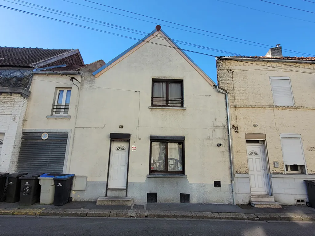 Välivaade - Renovated Town House with Courtyard in Denain