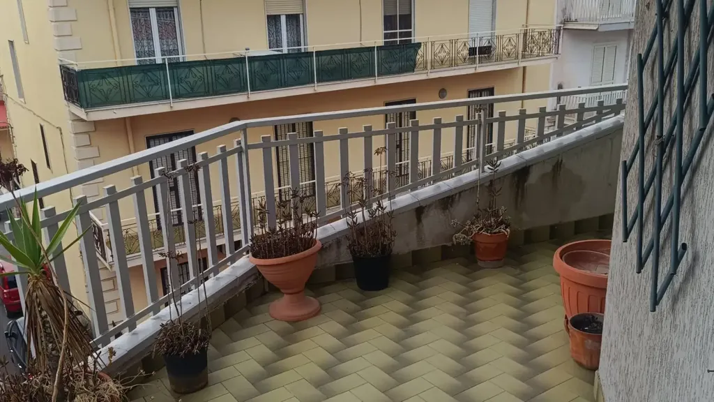 Balcon - Quadrilocale with Balcony in Acerra