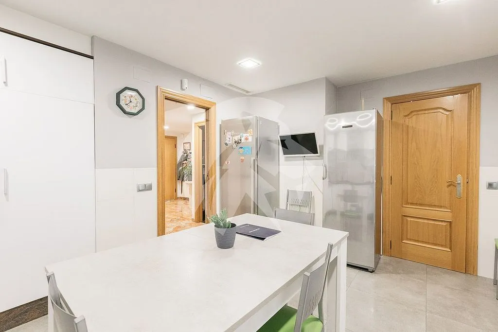 Cuisine - Terraced House with Garage in Alaquàs