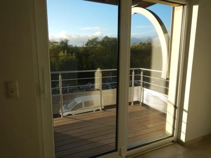 Balcon - Appartement Lumineux avec Terrasse à Habay