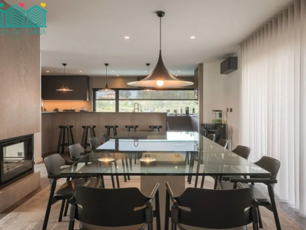 Dining Room - Luxury Villa with Pool in Azurva, Aveiro