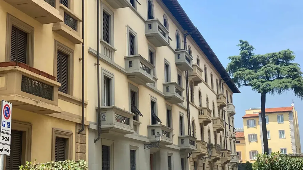 Välivaade - Elegant 2-Bedroom Apartment in Florence