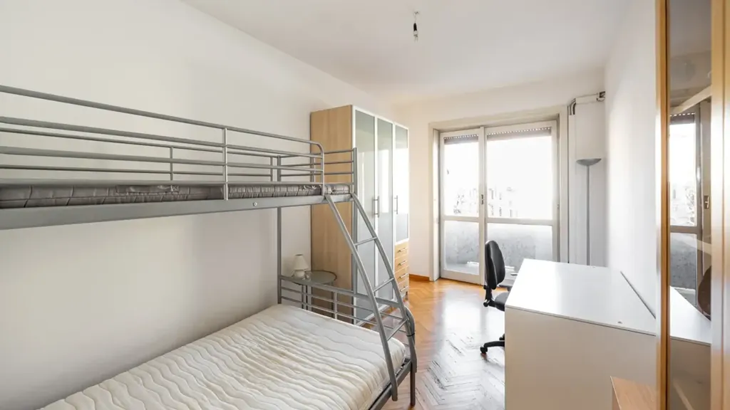 Chambres - Spacious 4-Bedroom Apartment with Balconies in Milan