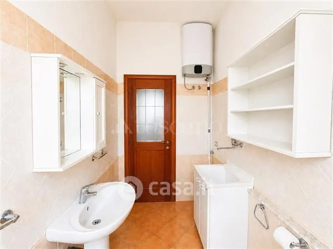 Vannitoad - Rear-Facing Apartment with Balcony in Cagliari