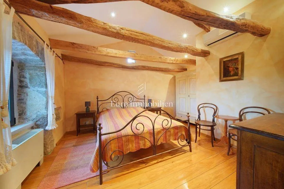 Chambres - Renovated Estate with Panoramic Views in Lupoglav