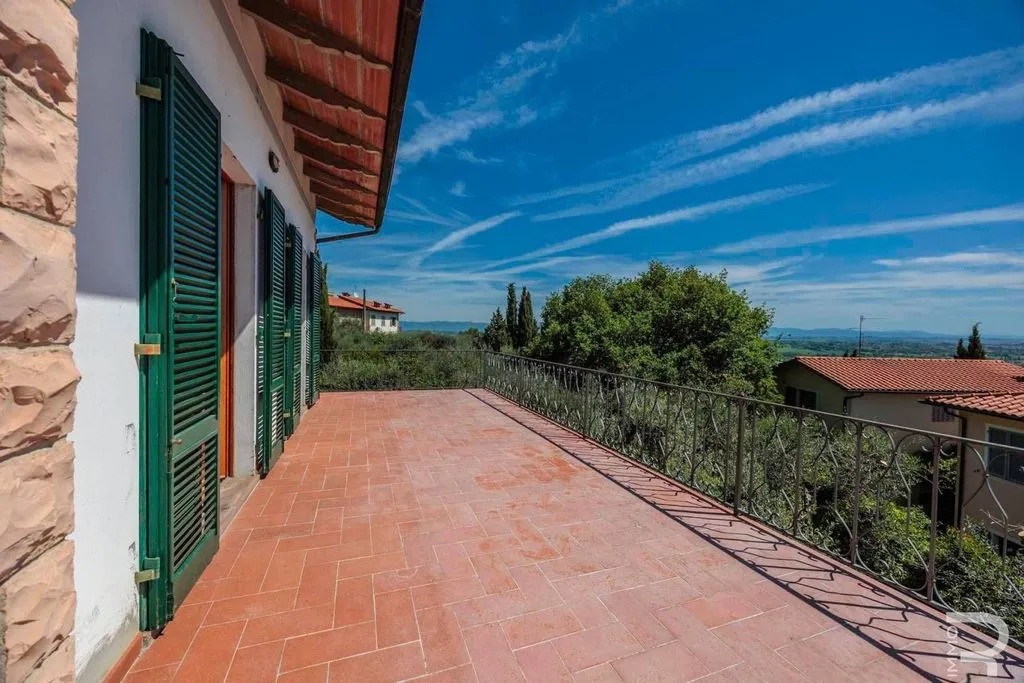 Terrass - Luxury Villa with Olive Garden in Sinalunga