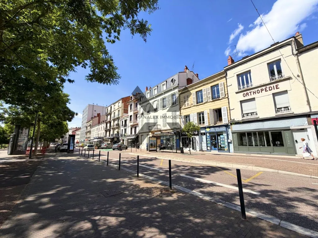 Esterno - City Centre Flat with Large Terrace