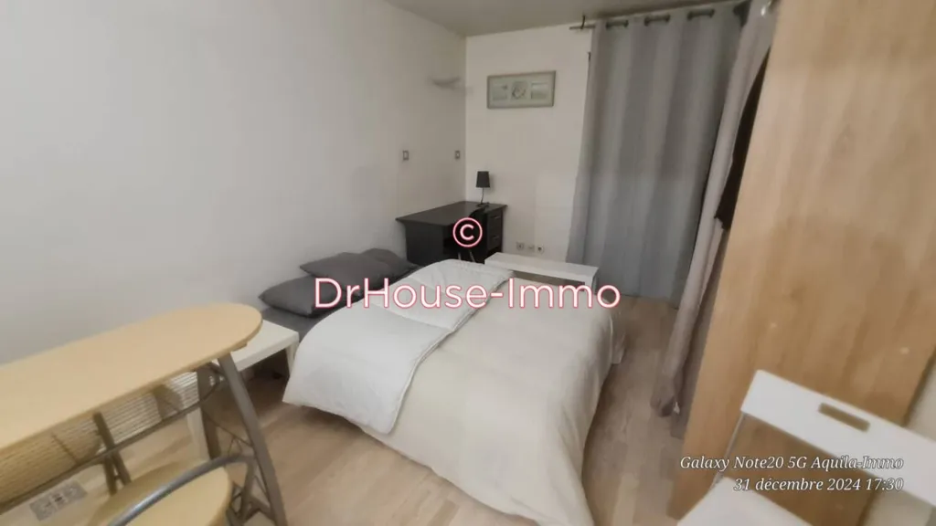 Camere da letto - Studio with East View in Lyon Centre