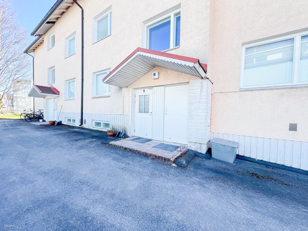 Välivaade - Apartment with West-Facing Views in Petikko, Vantaa