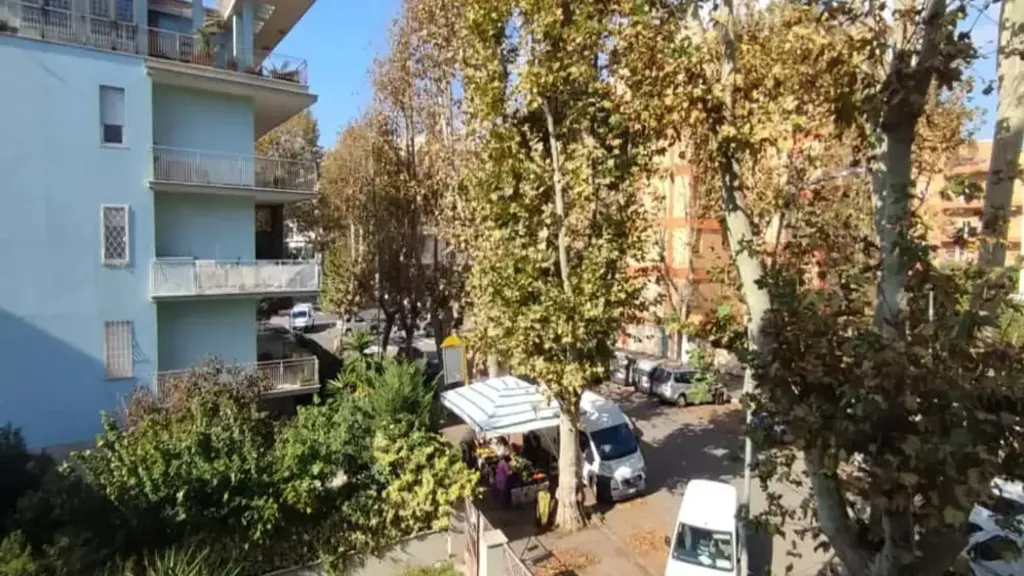 Extérieur - Trilocale with Balcony in Rome