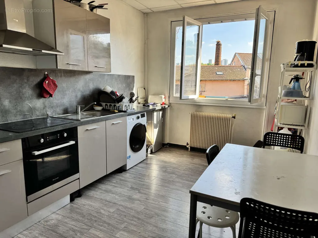 Cucina - T7 Apartment with 6 Bedrooms in Lyon 9