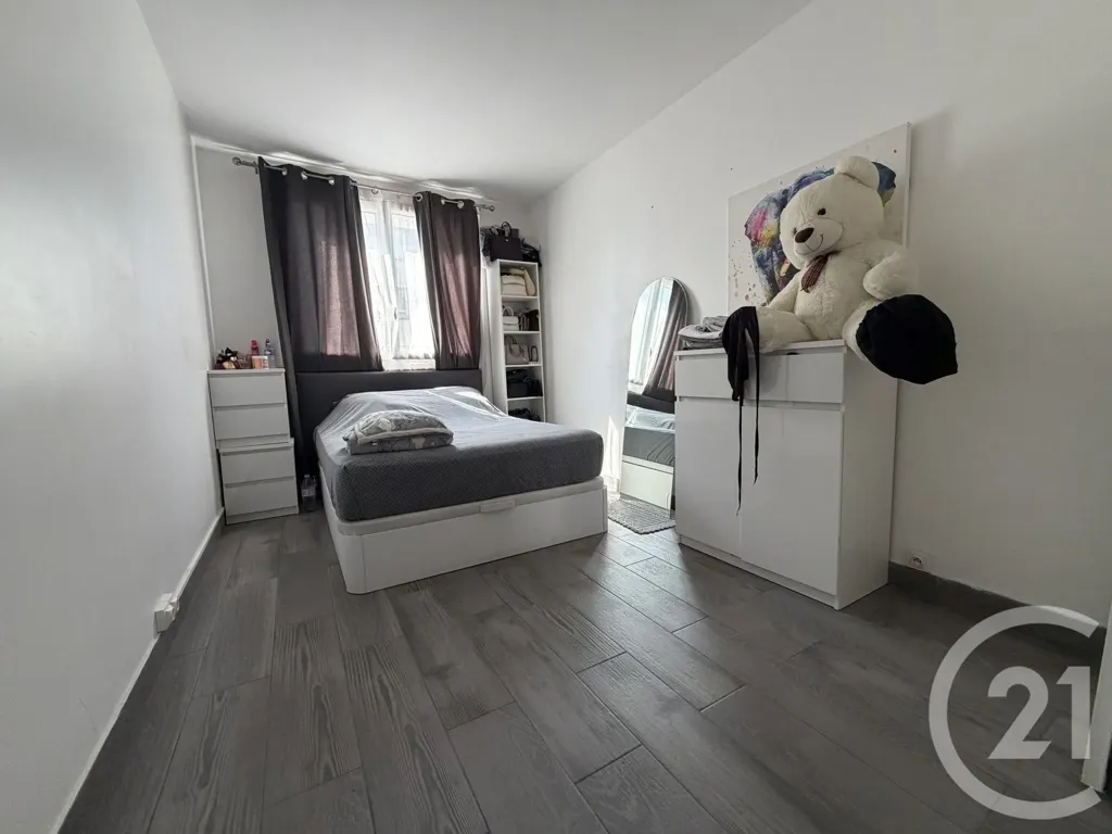 Camere da letto - 3-Bed Apartment with Parking in Argenteuil