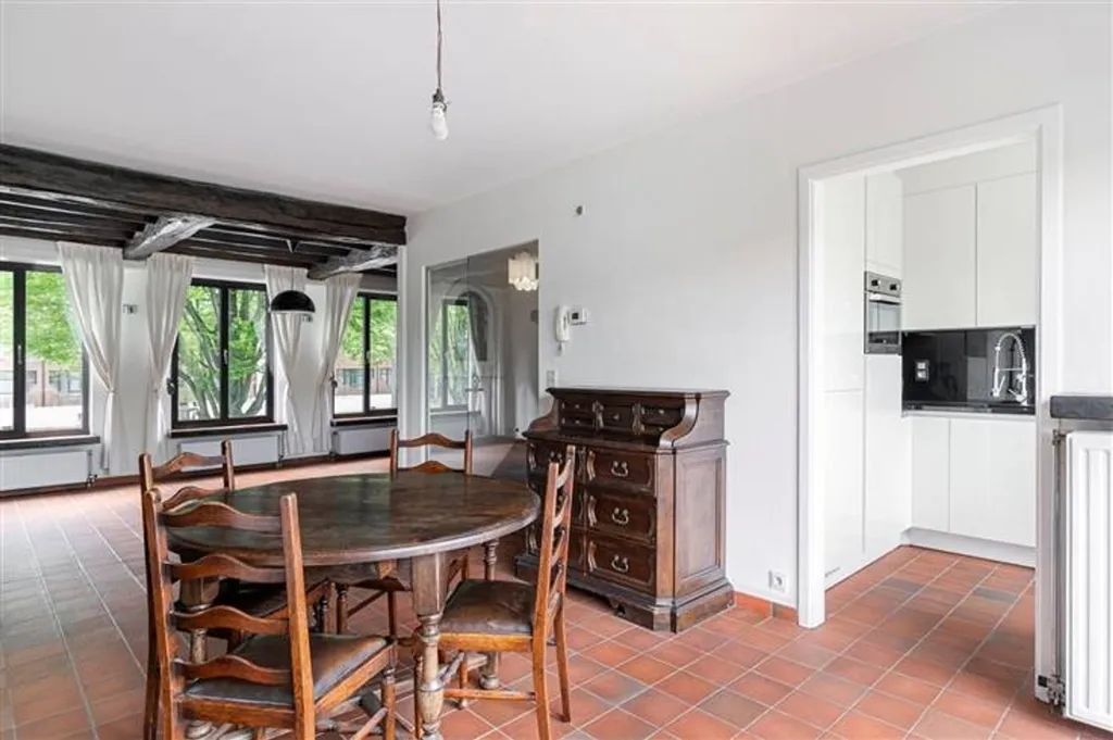 Salle à manger - Bel-étage avec Jardin et Terrasse à Merksem