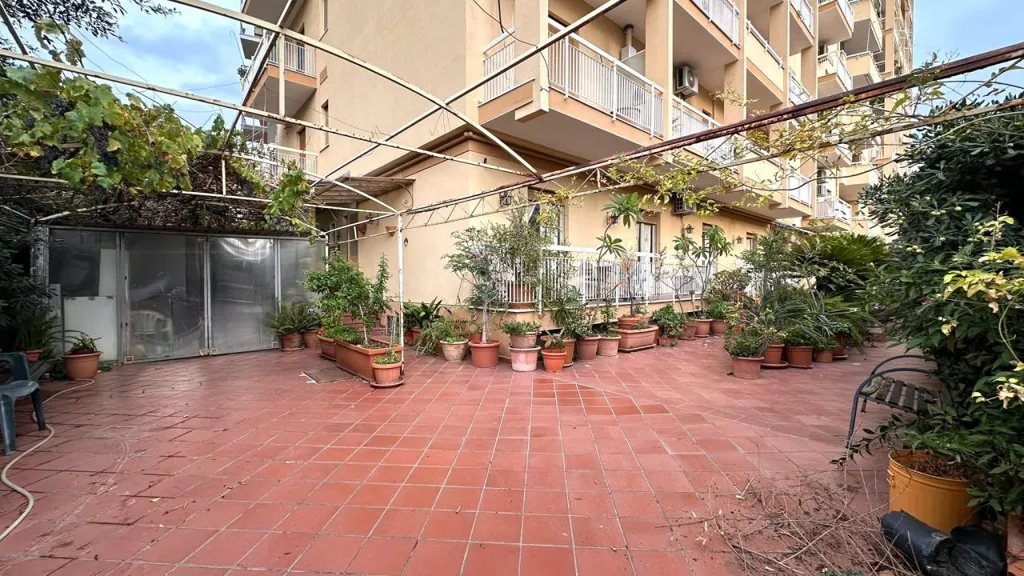 Terrasse - Spacious Apartment with Private Garden in Palermo