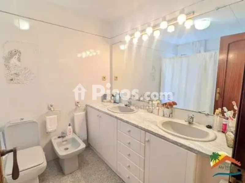 Salles de bain - Chalet with Sea Views and Pool in Mont Ferrant