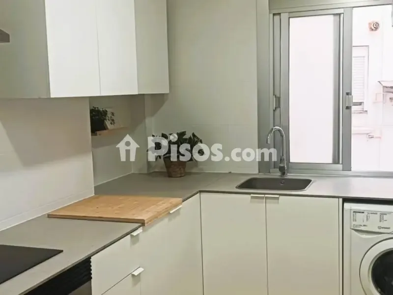 Kitchen - Modernised Flat with Balcony in Castellón