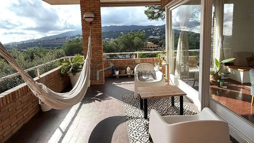 Terrass - Chalet with Sea View in Cabrils