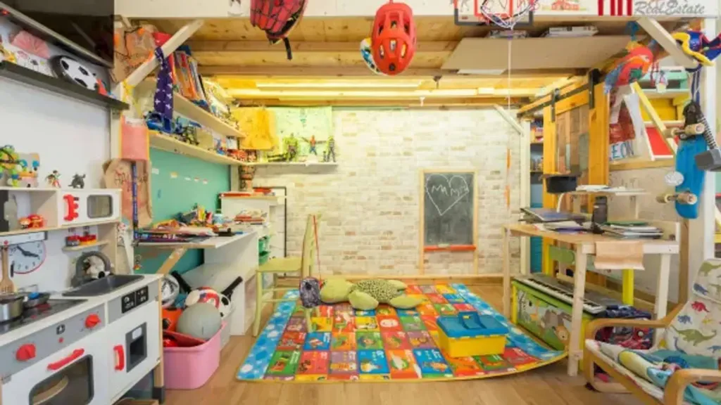 Pièces - Restored Apartment in Historic Building, Genoa