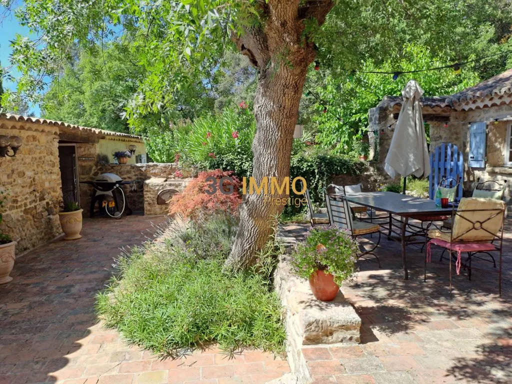 Terrasse - Mas en Pierre avec Piscine près d'Alès