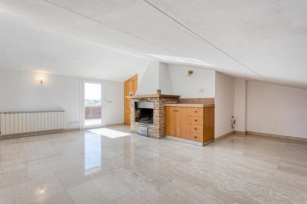 Living Room - Luxury Detached House with Terrace in Igualada