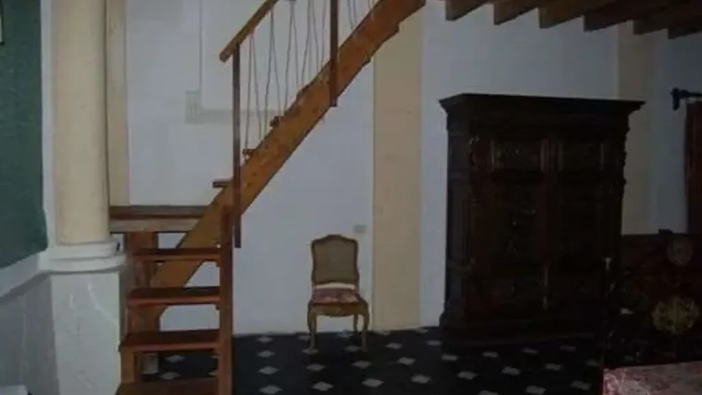 Pièces - Historic Villa with Private Garden in Leca D'Albenga