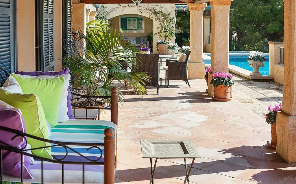 Terrasse - Luxury Villa with Pool in Cala Llamp