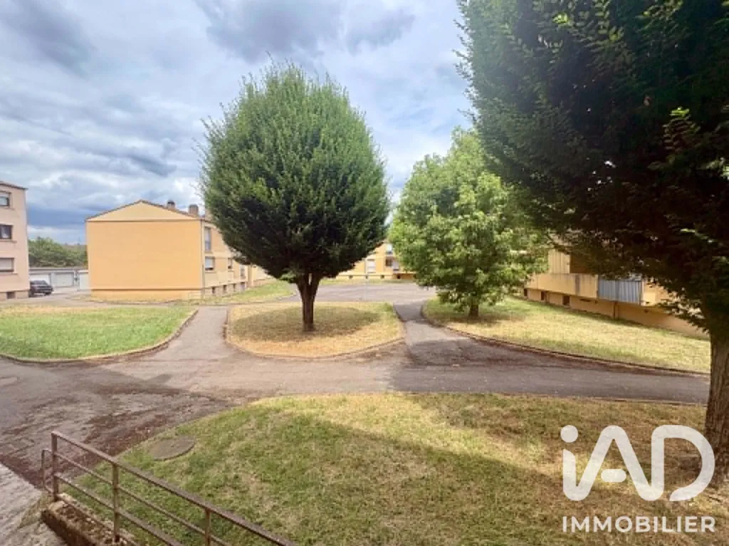Jardin - Appartement avec Balcon et Garage à Florange