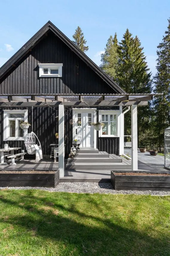 Välivaade - Traditional Cottage with Sauna in Miekkiö