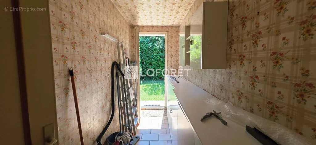 Buanderie - Maison avec Jardin dans Résidence Sécurisée à Villetaneuse