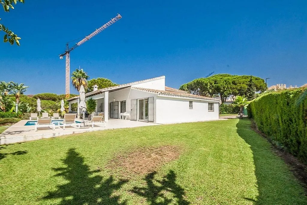 Jardin - Chalet with Pool in Casco Antiguo
