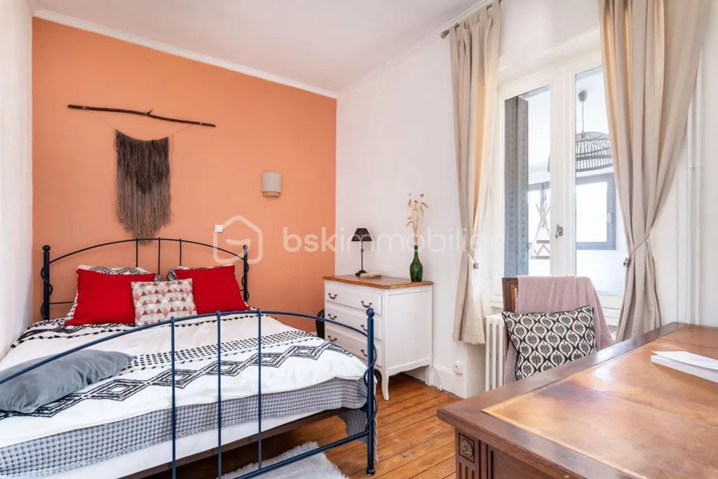 Bedrooms - Charming House with Garden in Dagneux