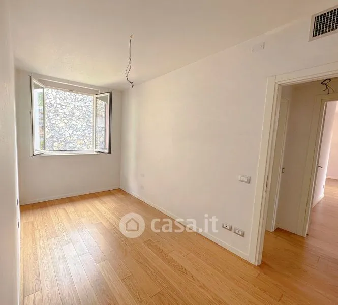 Toad - Triplex with Sea View in Lavagna