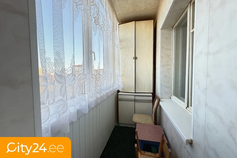 Bureau - Top Floor Apartment with Balcony in Tallinn Centre