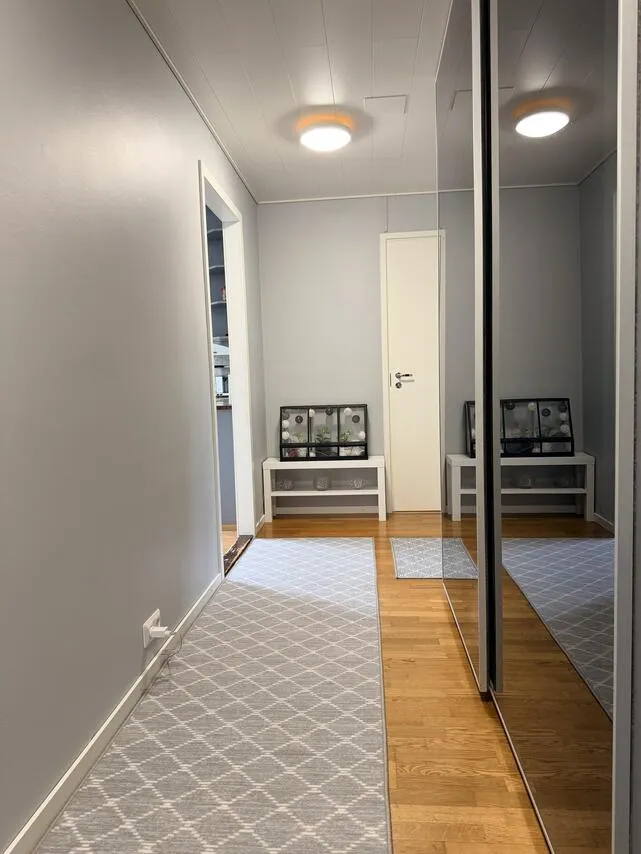 Hallway - Apartment with Balcony and Sauna in Paimio