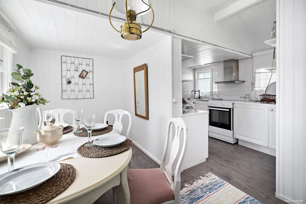Sala da pranzo - Villa with Garden and River View in Kalix
