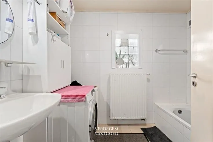 2 magamistoaga maja asukohas Sint-Laureins