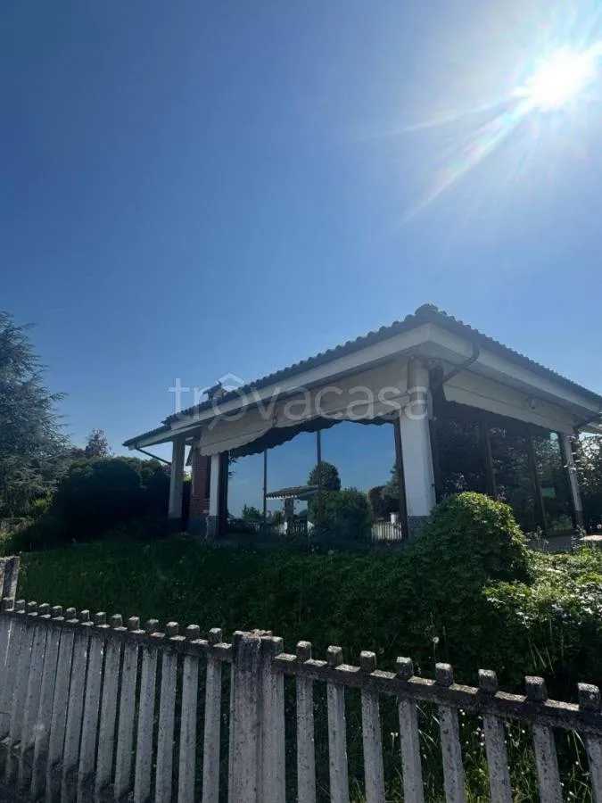 Extérieur - Villa with Garden and Veranda in Pralormo