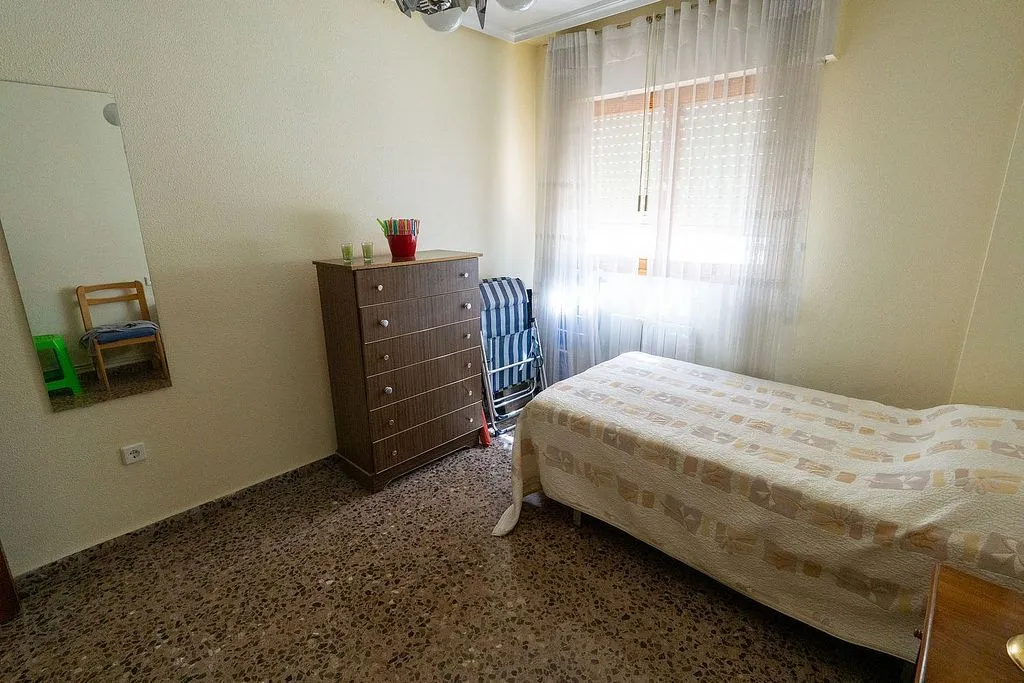 Chambres - Apartment with Balcony and Park View in Ibi