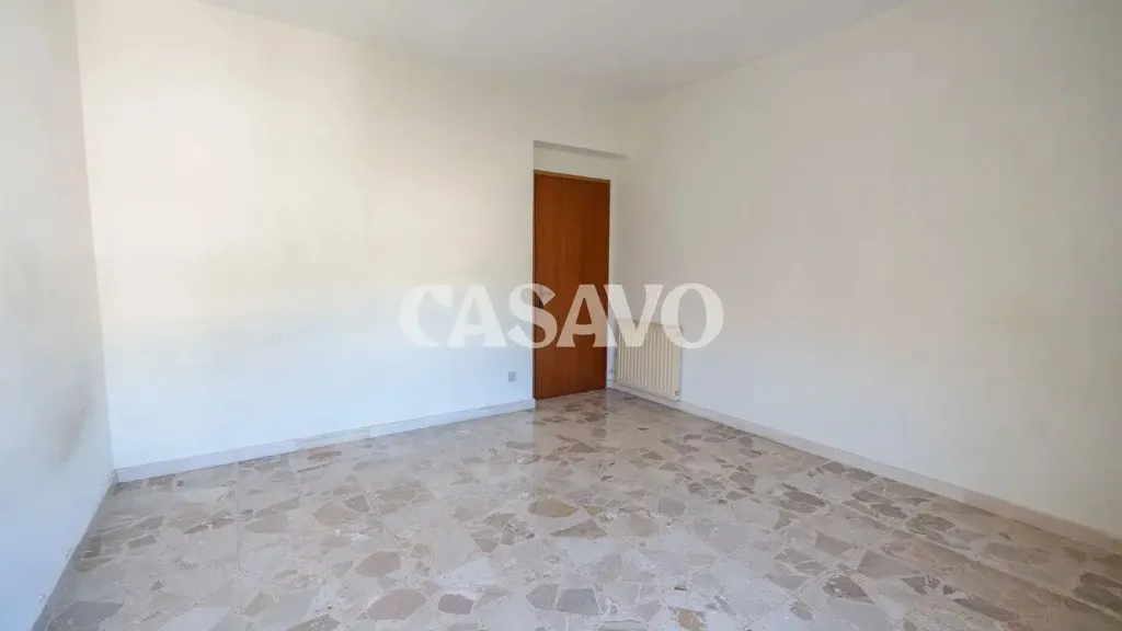 Pièces - Apartment with Balcony in Messina