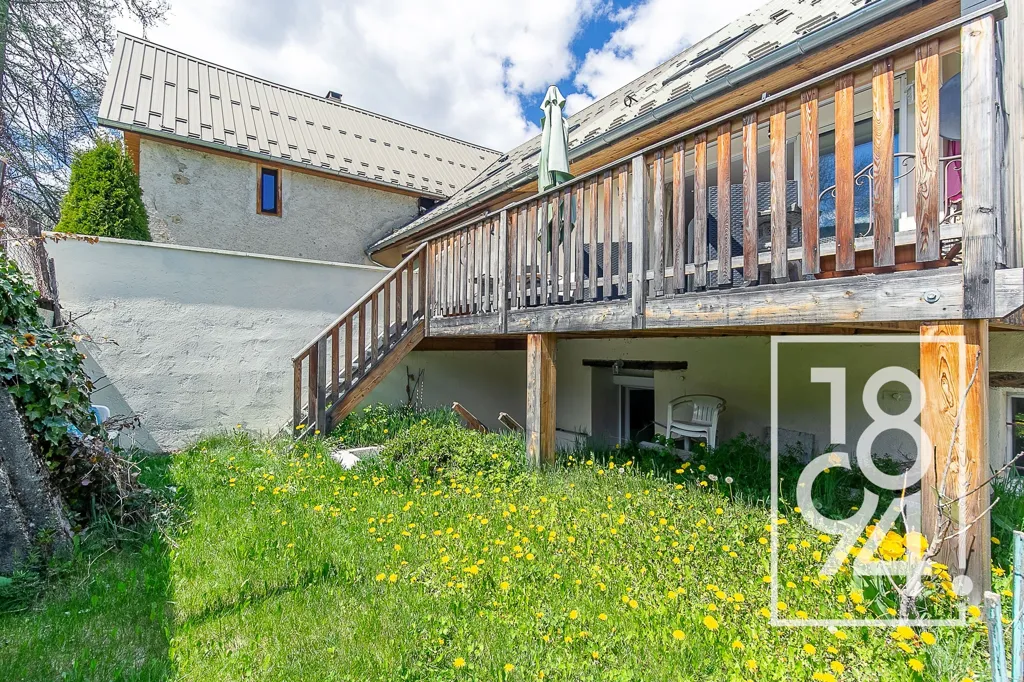 Giardino - T6 Apartment with South Terrace in Barcelonnette