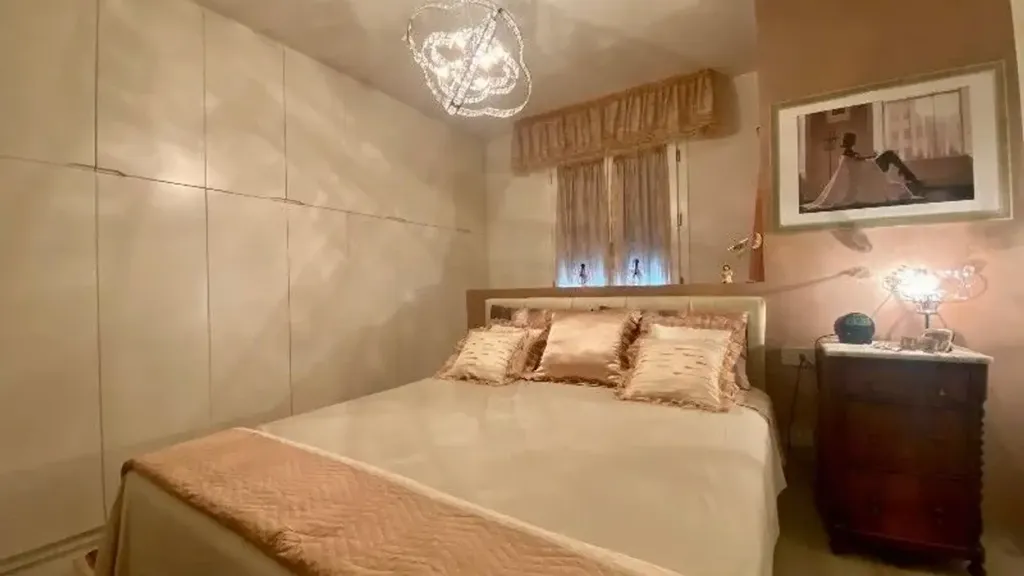 Chambres - Elegant Apartment with Balcony in Empoli