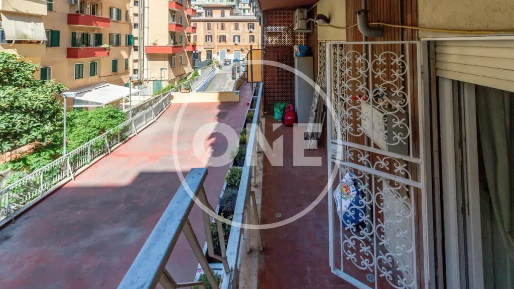 Balcony - Ristruttured Apartment with Large Terrace in Rome