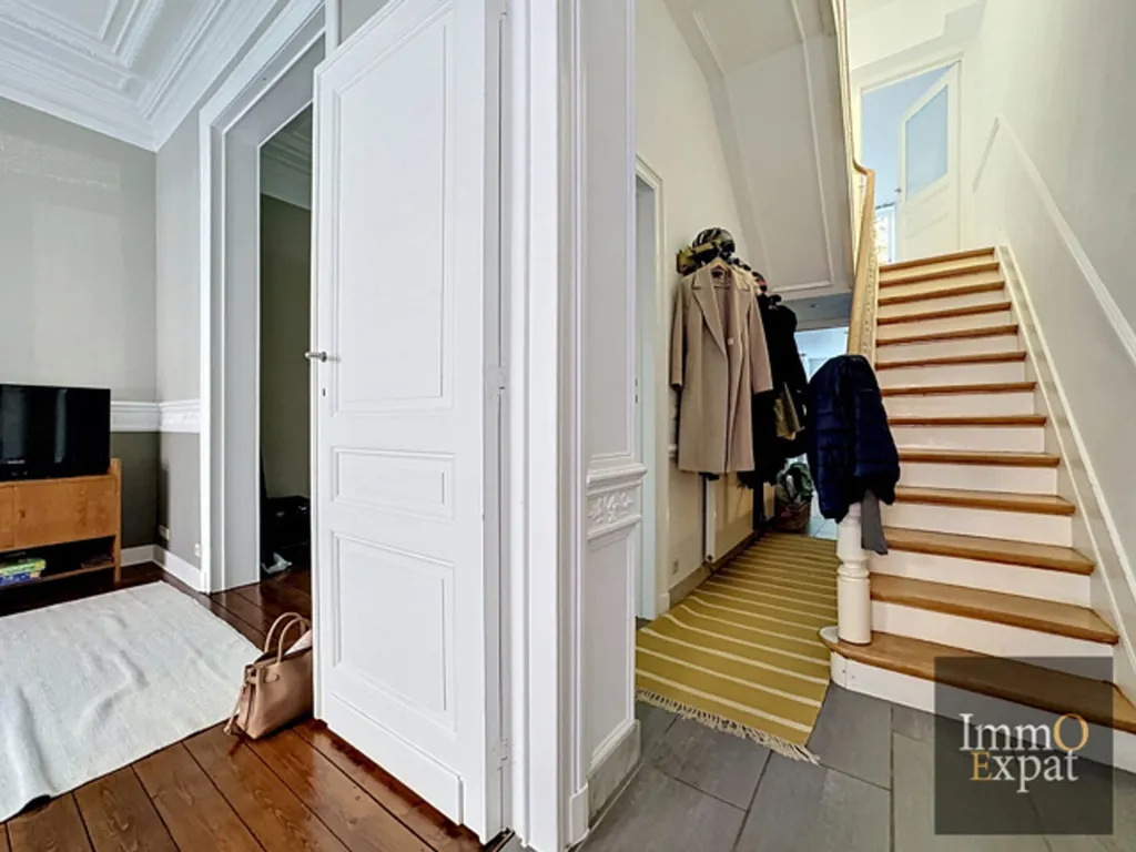 Entrée - Maison 5 Chambres avec Jardin et Terrasse à Etterbeek