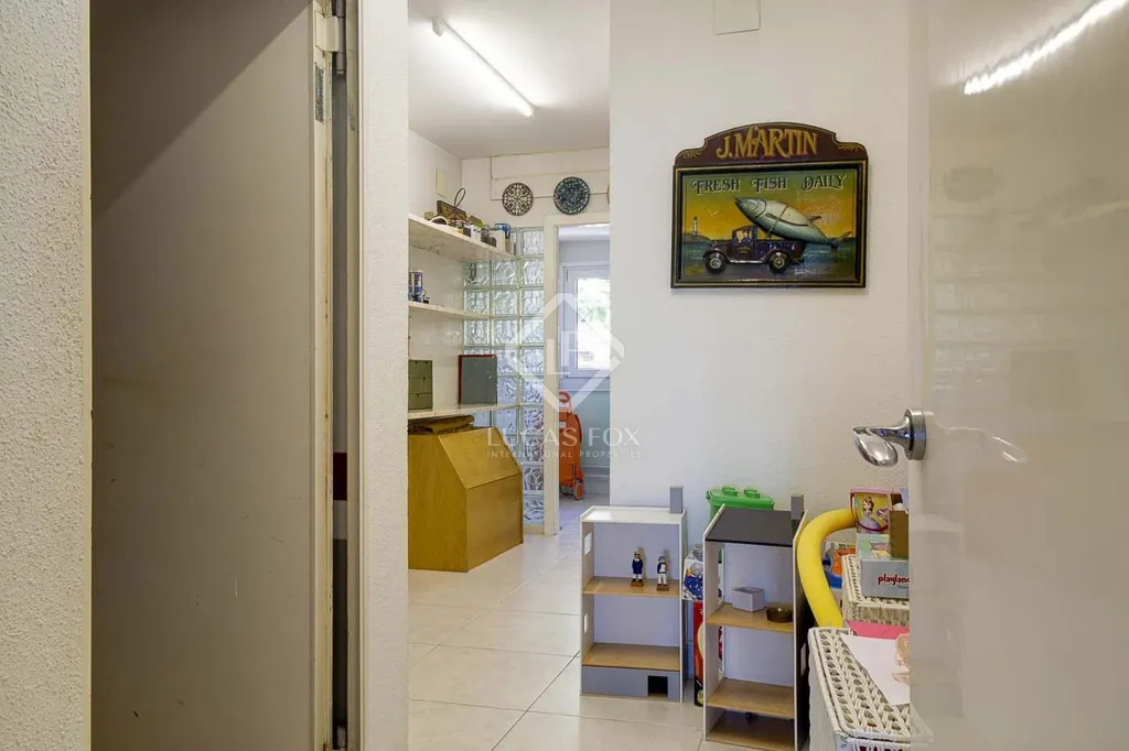 Esik - House with Sea View and Pool in Torredembarra