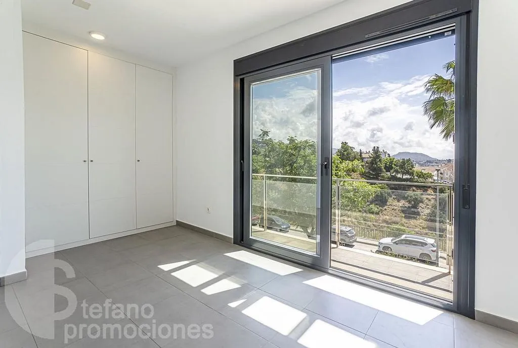 Pièces - Luxury Villa with Sea Views in Málaga Este
